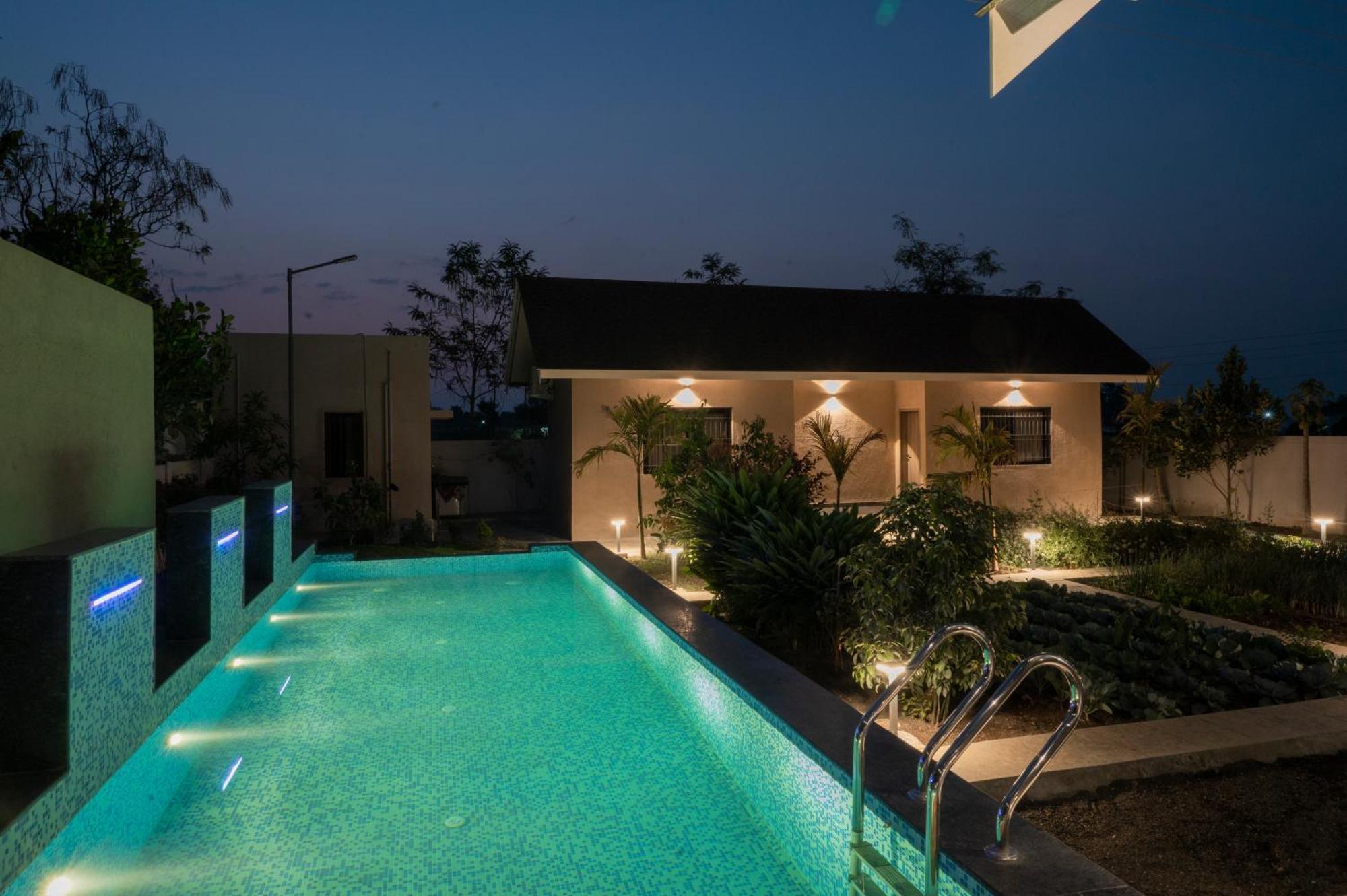 Saffronstays Eden, Nashik - Pet-Friendly Villa With Pool, Jacuzzi & Grape Farm Kültér fotó